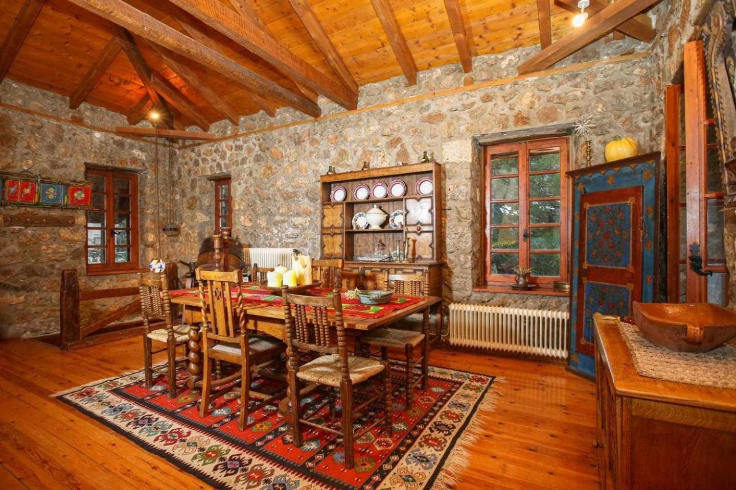 Willa Mariolata Stone House Lílaia Zewnętrze zdjęcie